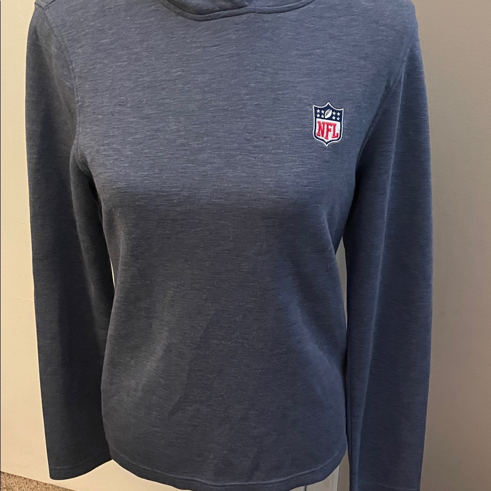 NFL Women's  fitted Navy Hoodie Sweatshirt